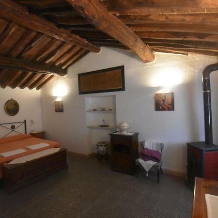 Agriturismo Locanda Del Papa Специя Екстериор снимка