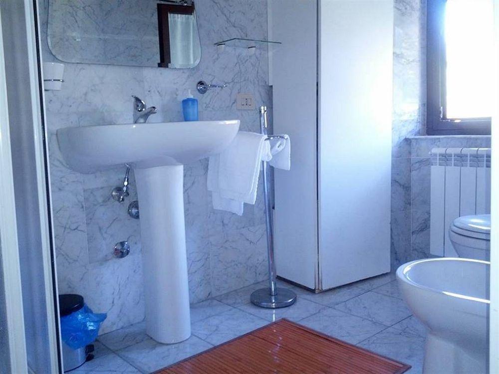 Agriturismo Locanda Del Papa Специя Екстериор снимка