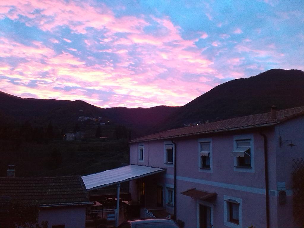 Agriturismo Locanda Del Papa Специя Екстериор снимка