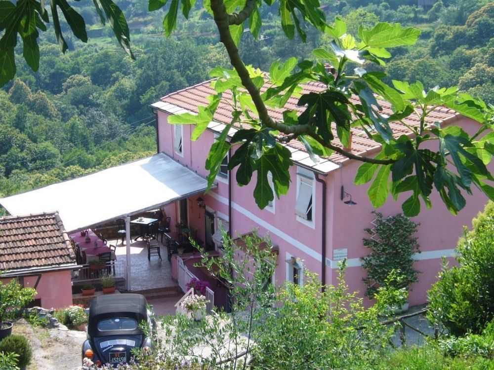 Agriturismo Locanda Del Papa Специя Екстериор снимка
